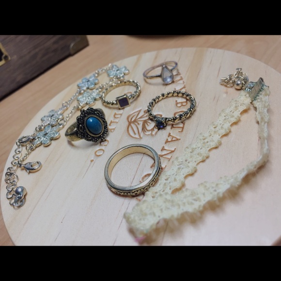 BUNDLE! Rings and bracelets - Picture 3 of 4